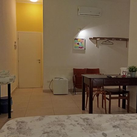 Bed And Breakfast Il Pesciolino Трани Экстерьер фото